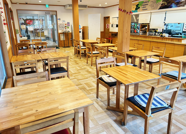 鳥取県日野郡日南町/道の駅にちなん日野川のレストラン